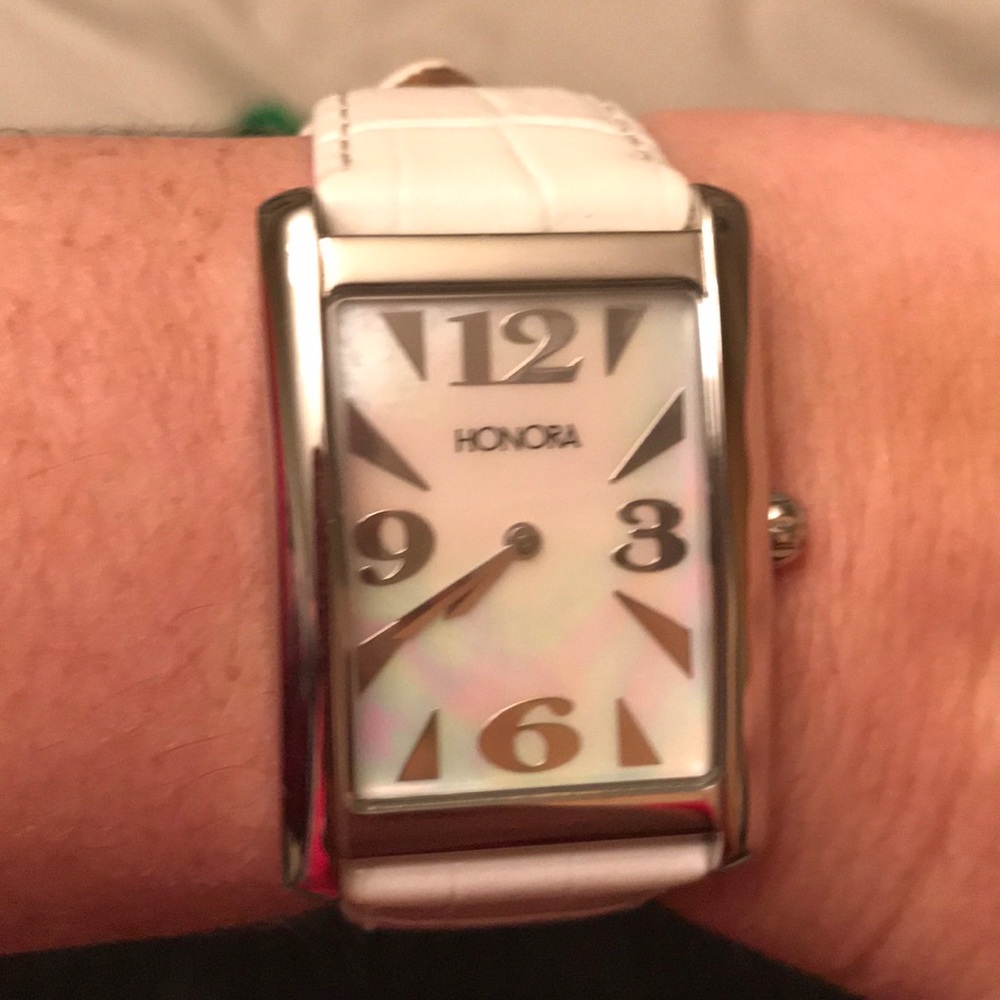 Honora Pearl-faces Watch with white leather band
